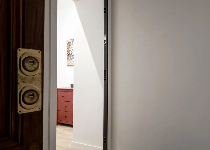 Apartamento The Rent - Modern Two-bedroom Near Termini *