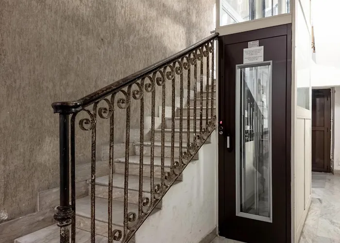 The Rent - Modern Two-bedroom Near Termini Roma